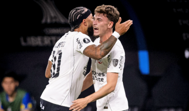Corinthians vence Rosario Central e avança às quartas da Libertadores