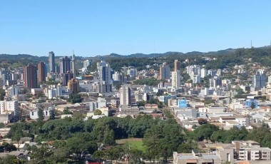 Quanto custa viver sozinho em Francisco Beltrão em 2026?