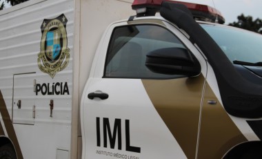 Homem é executado a tiros em frente a oficina mecânica