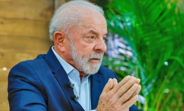 Lula sanciona reajuste para servidores da Câmara, Senado e TCU, mas veta aumentos até 2029