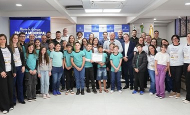 Escola Basílio Tiecher recebe Moção de Aplausos após conquistar maior IDEB