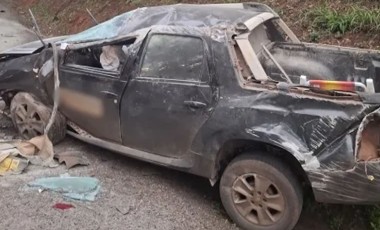 Homem de 68 anos fica ferido após caminhonete capotar na PR-182