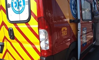 Criança de 6 anos fica ferida ao ser atropelada por motocicleta