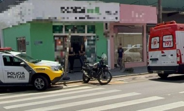 Acidente entre duas motos deixa motociclista ferido