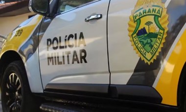 Família é rendida durante assalto e tem três carros e moto roubados