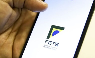FGTS libera saque-aniversário para trabalhadores nascidos em abril 