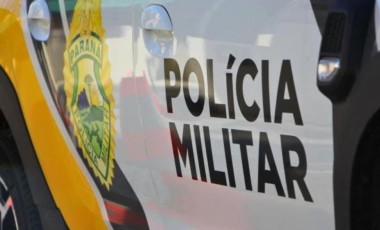 Polícia prende homem com mandado por roubo durante patrulhamento