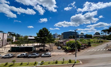 Inverno dá uma pausa e o sol domina o Paraná neste sábado (18)
