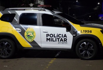 Após perseguição policial, motorista abandona carro carregado com vinhos no interior de Francisco Beltrão