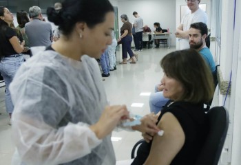 Paraná já aplicou mais de 860 mil doses da vacina contra a gripe