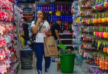 Comércio do Paraná cresce o dobro da média nacional em 2026, aponta IBGE