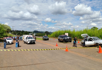 Corpo com sinais de mutilação é encontrado em porta-malas de carro durante ação policial