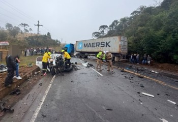 Três pessoas morrem e duas ficam gravemente feridas em acidente na Serra Dona Francisca