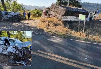 Carro fica destruído após colisão com caminhão na PR-281