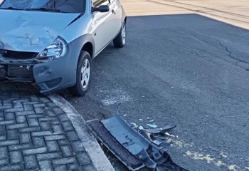 Motociclista fica ferido em colisão no Bairro Vila Nova