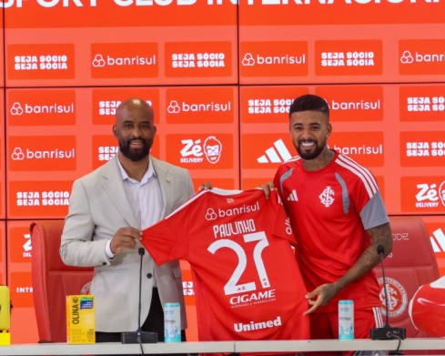 Paulinho é apresentado oficialmente no Beira-Rio