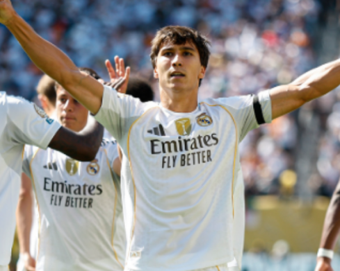 Real Madrid vence Borussia Dortmund e avança à semifinal contra o PSG