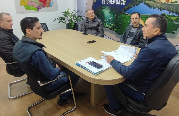Entidades se reunem com Reichembach em busca de apoio