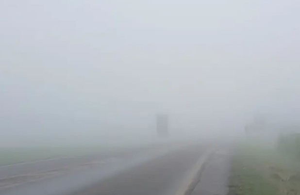 Neblina exige atenção redobrada dos motoristas nas rodovias durante o inverno