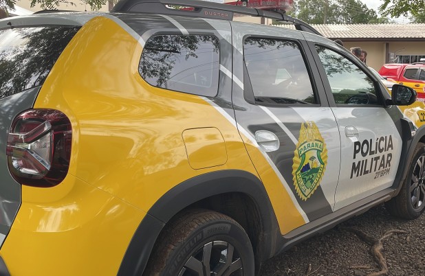 Homem é preso após furtar carteira em supermercado