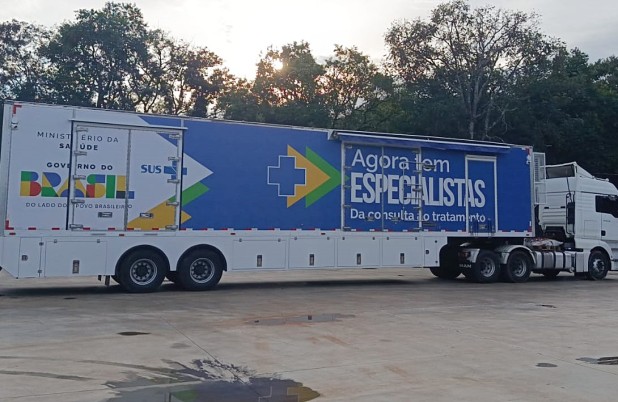 Carreta de exames por imagem vai atender pacientes de 27 municípios da região em Francisco Beltrão