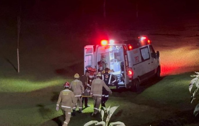 Motociclista fica ferido após queda na br-280