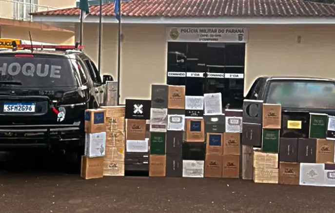 CHOQUE e Receita Federal apreendem 58 caixas de vinho argentino