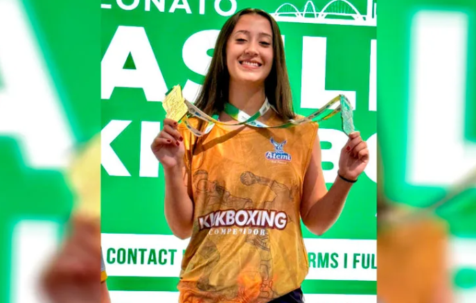 Marmeleirense Amanda conquista título nacional de kickboxing