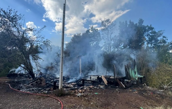 Família que perdeu tudo em incêndio pede ajuda da comunidade