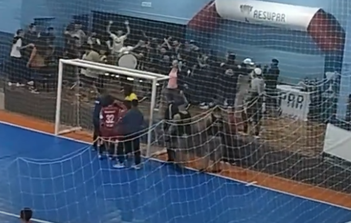 Prefeito de Flor da Serra do Sul e torcida são acusados de ataque verbal a goleiro de apenas 11 anos na final da JIMSOP’S