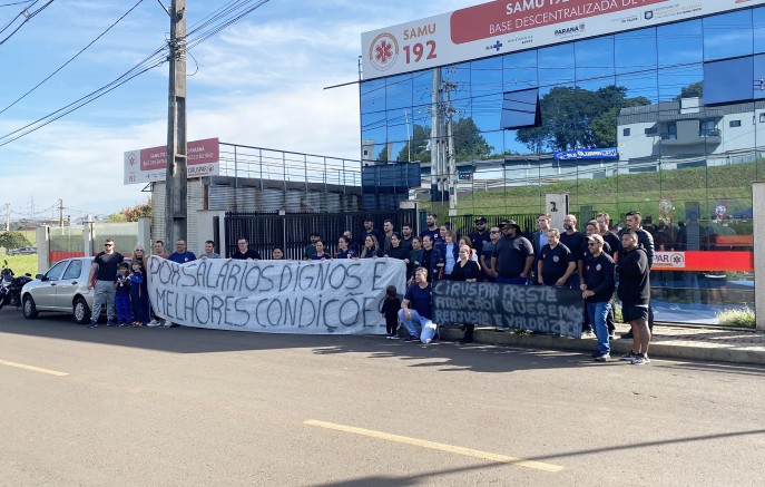 Profissionais do SAMU realizam manifestação por melhores condições de trabalho