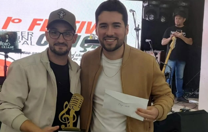 Dupla de Bom Jesus do Sul conquista 1º Festival da Canção Intermunicipal