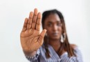 A cada 24 horas, ao menos oito mulheres são vítimas de violência