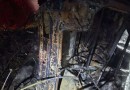 Carro capota e pega fogo na PR-281