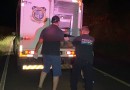 Mulher morre após carreta tombar na PR 566 entre Beltrão e Itapejara