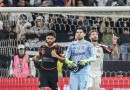 Flamengo vence o Corinthians de virada e se isola na liderança do Brasileirão