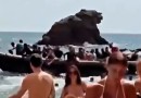 Chegada de barco com dezenas de imigrantes surpreende banhistas em praia da Espanha