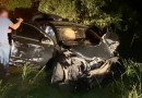 Colisão entre carro e caminhão deixa casal ferido na PR 566