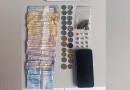 Mulher é presa por tráfico de drogas
