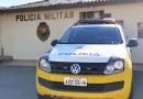 Após agredir companheira, homem usa machado para destruir parte de residência vizinha