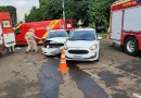Colisão entre dois Ford / Ka deixa um dos motoristas ferido