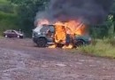 Incêndio em veículo nas proximidades do Trevo da Unisep é combatido pelo Corpo de Bombeiros