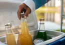 Gelo, álcool e sal: como deixar as bebidas nos coolers ainda mais geladas
