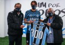 Geromel recebe homenagem pelos 300 jogos com o manto tricolor