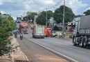 Jovem sofre ferimentos graves em acidente entre moto e camionete