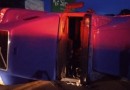 Acidente na PR-566 em Itapejara do Oeste envolve tombamento de caminhão com um ferido