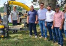 Agricultores do Rio 14 recebem ensiladeira