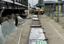 Carga de emagrecedores e anabolizantes é encontrada escondida em carreta durante abordagem da PRF