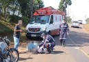 Motociclista fica ferida após colidir com cachorro e cair