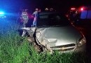 Colisão entre carro e caminhão deixa homem ferido